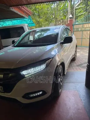 Honda Vezel LED 2018 SUV (Used)