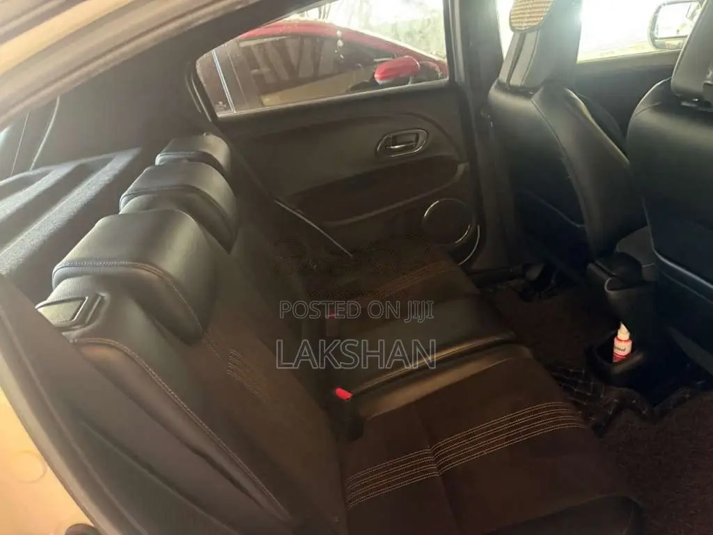 Honda Vezel LED 2018 SUV (Used)