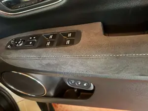 Honda Vezel LED 2018 SUV (Used)