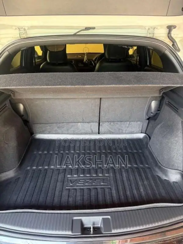 Honda Vezel LED 2018 SUV (Used)