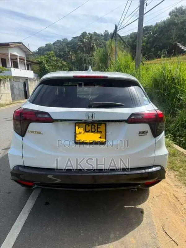 Honda Vezel LED 2018 SUV (Used)