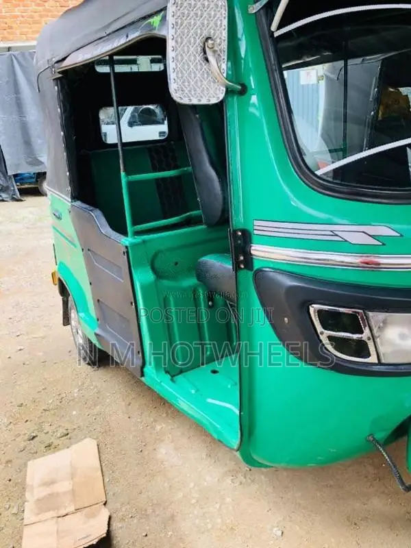 TVS King 2015 Three Wheel (Used)
