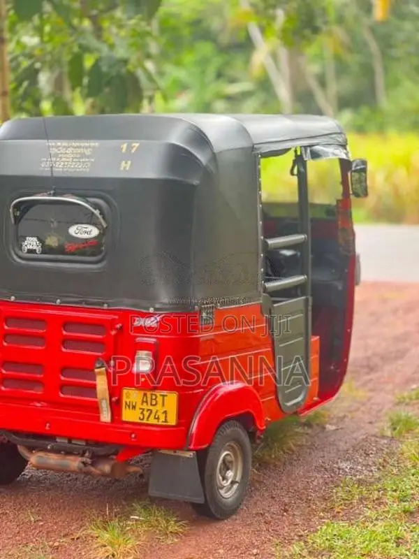 Bajaj RE 2019 Three Wheel (Used)