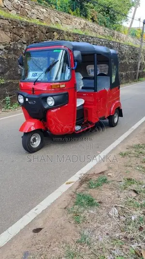 Bajaj 4 Stroke 2025 Three Wheel (Used)