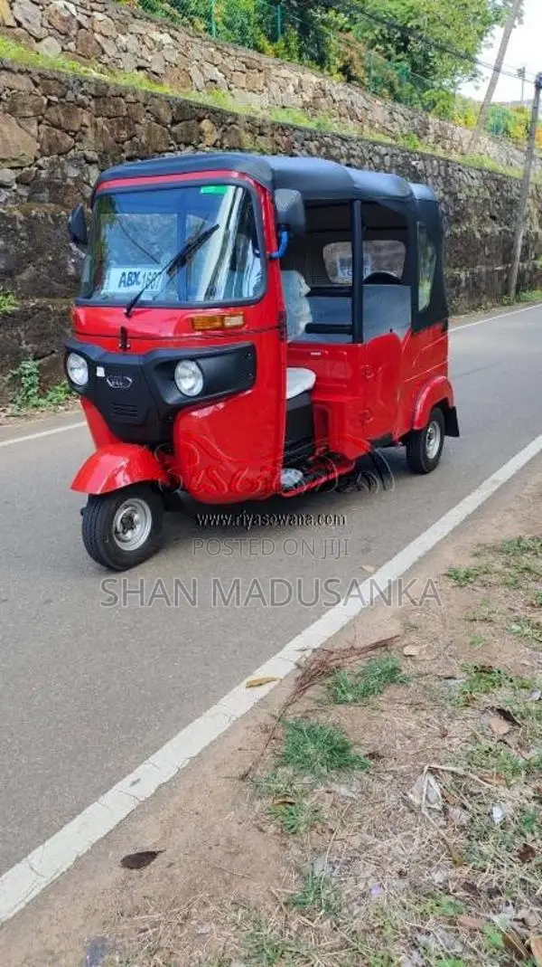 Bajaj 4 Stroke 2025 Three Wheel (Used)