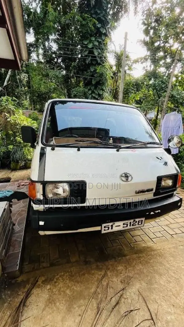 Toyota LiteAce 1985 Van (Used)