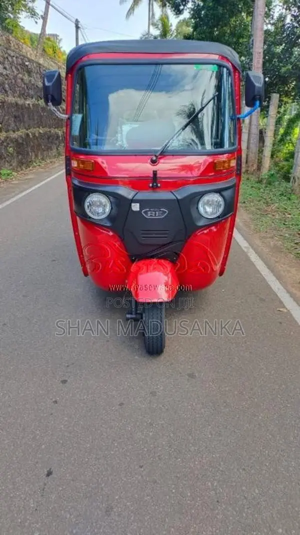Bajaj 4 Stroke 2025 Three Wheel (Used)