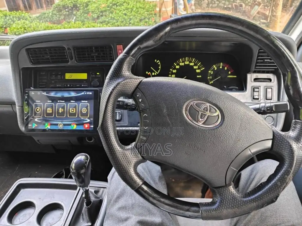 Toyota Lh162 1999 Van (Used)