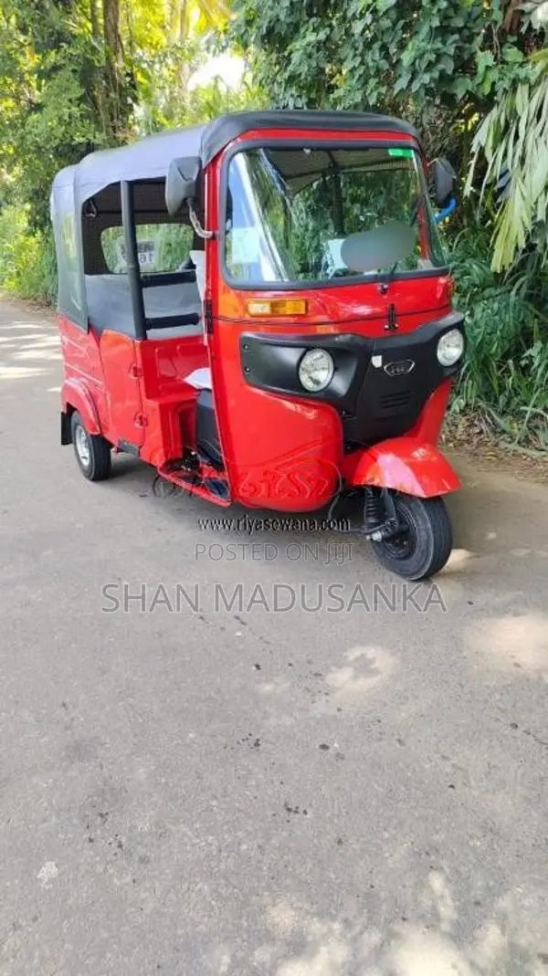 Bajaj 4 Stroke 2025 Three Wheel (Used)