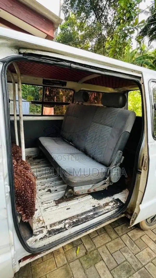 Toyota LiteAce 1985 Van (Used)