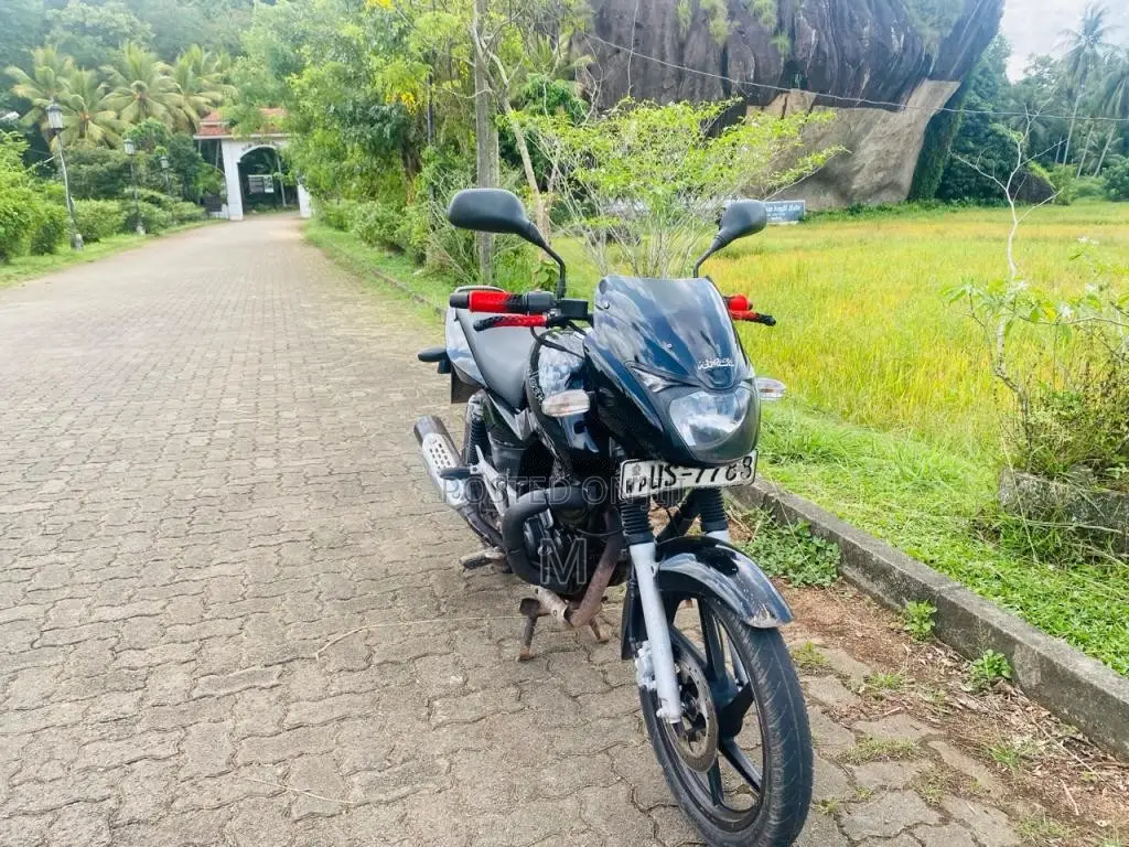 Bajaj Pulsar 2009 Motorbike (Used)