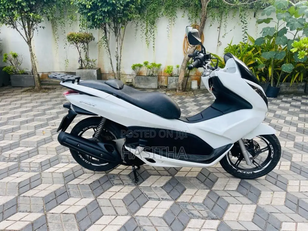 Honda PCX 2016 Motorbike (Used)