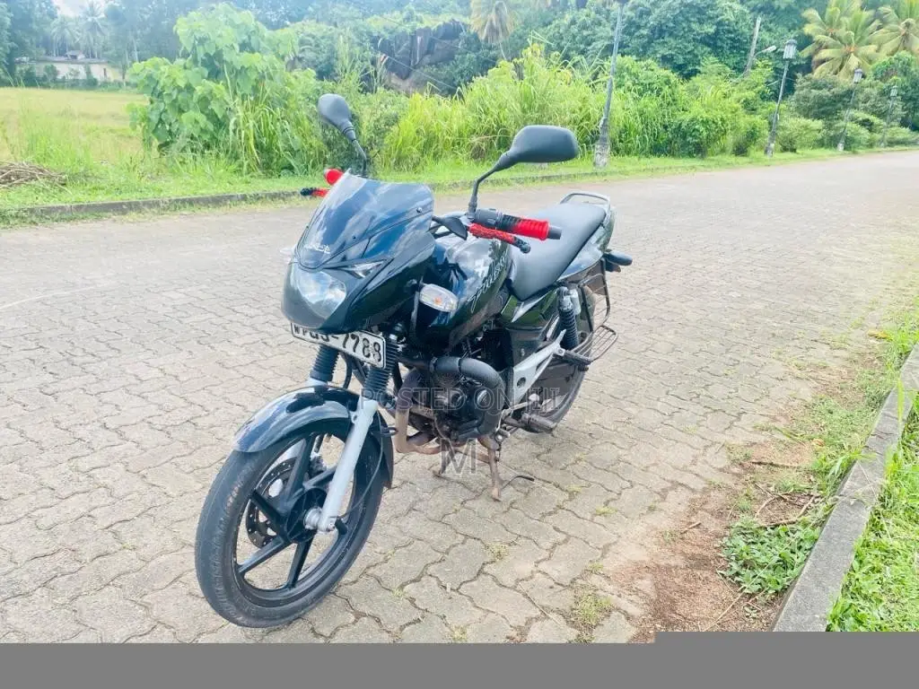 Bajaj Pulsar 2009 Motorbike (Used)