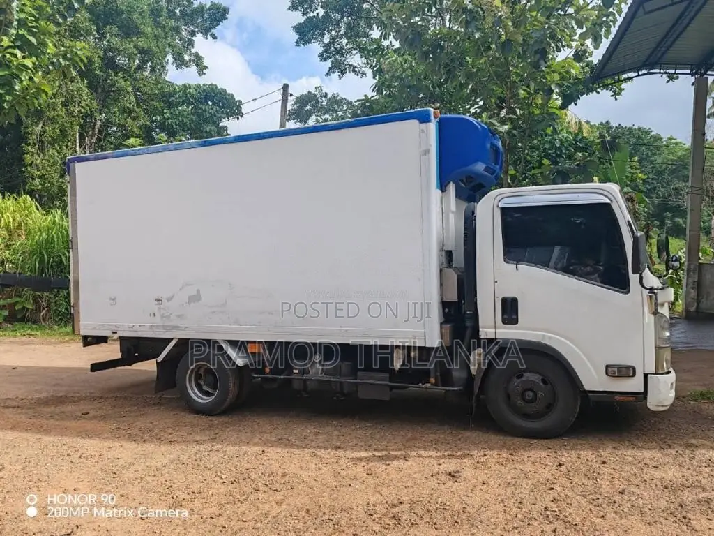 Isuzu Freezer 2007 Lorry (Used)