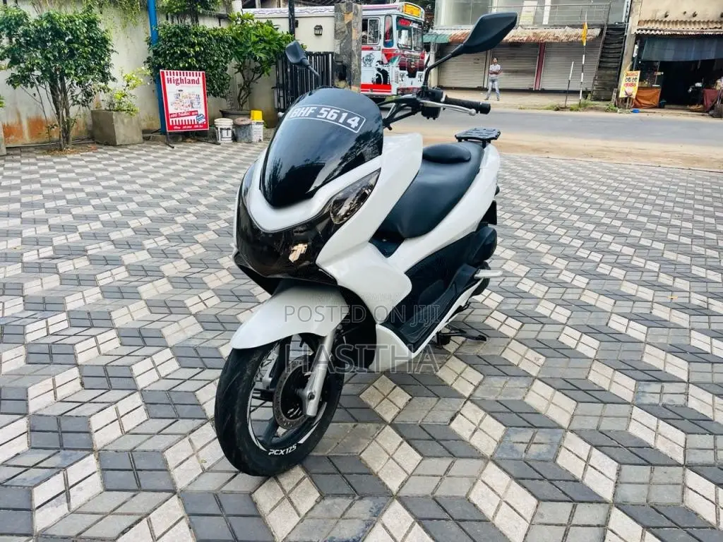 Honda PCX 2016 Motorbike (Used)