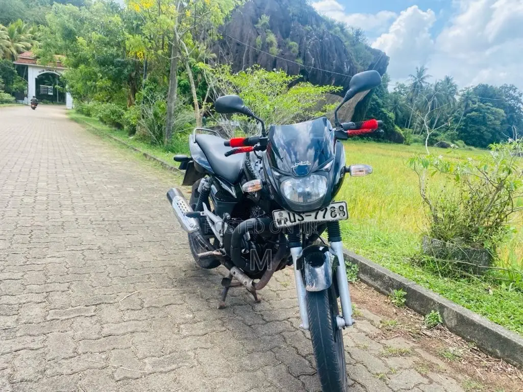Bajaj Pulsar 2009 Motorbike (Used)