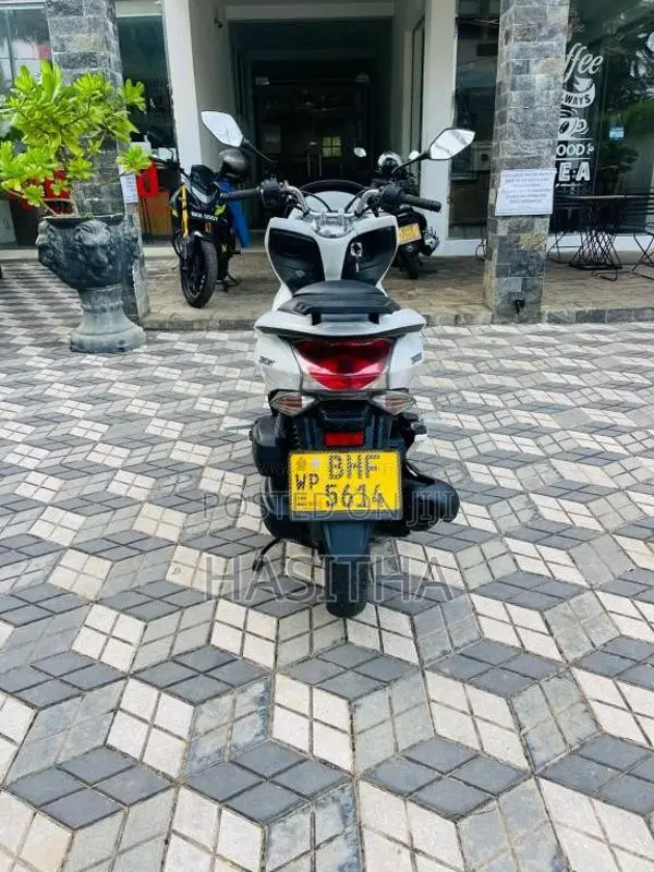 Honda PCX 2016 Motorbike (Used)