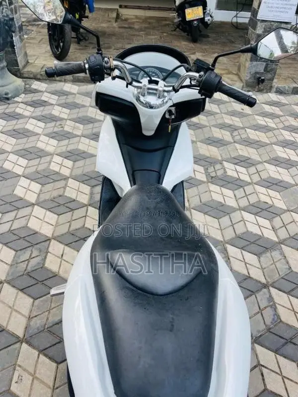 Honda PCX 2016 Motorbike (Used)