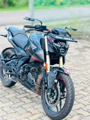 Bajaj Pulsar N160 2025 Motorbike (Used)