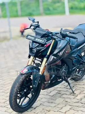 Bajaj Pulsar N160 2025 Motorbike (Used)
