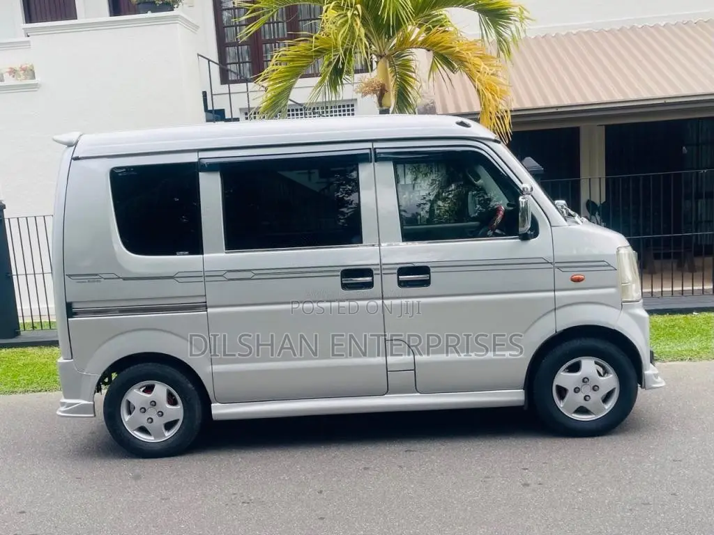Suzuki Every 2010 Van (Used)