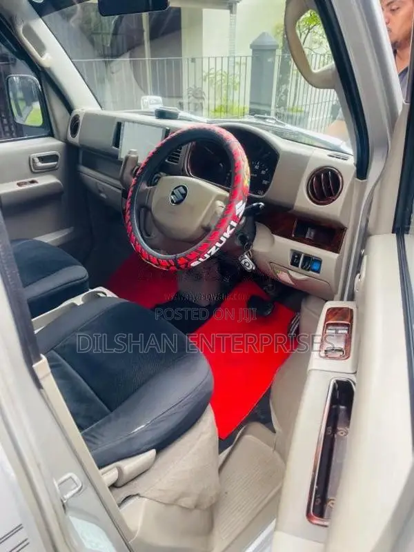 Suzuki Every 2010 Van (Used)