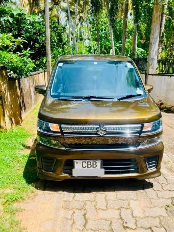 Suzuki Wagon R FZ 2017 Car (Used)