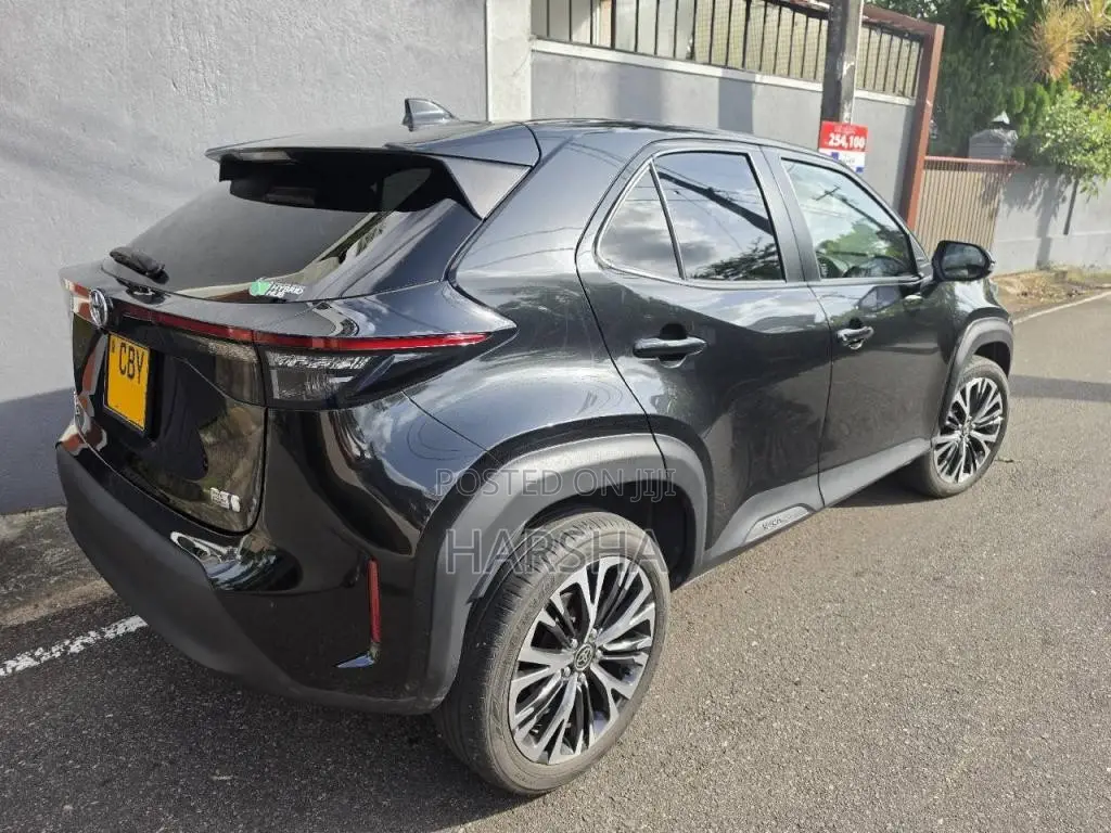 Toyota Yaris Cross Z 2023 SUV (Used)