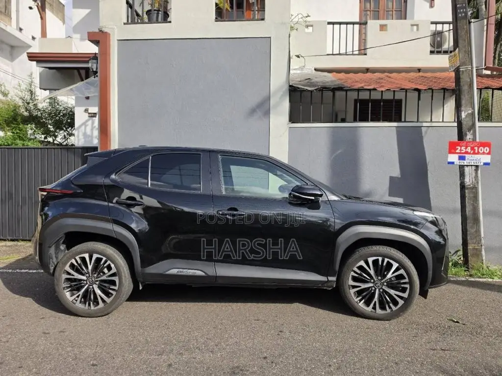 Toyota Yaris Cross Z 2023 SUV (Used)
