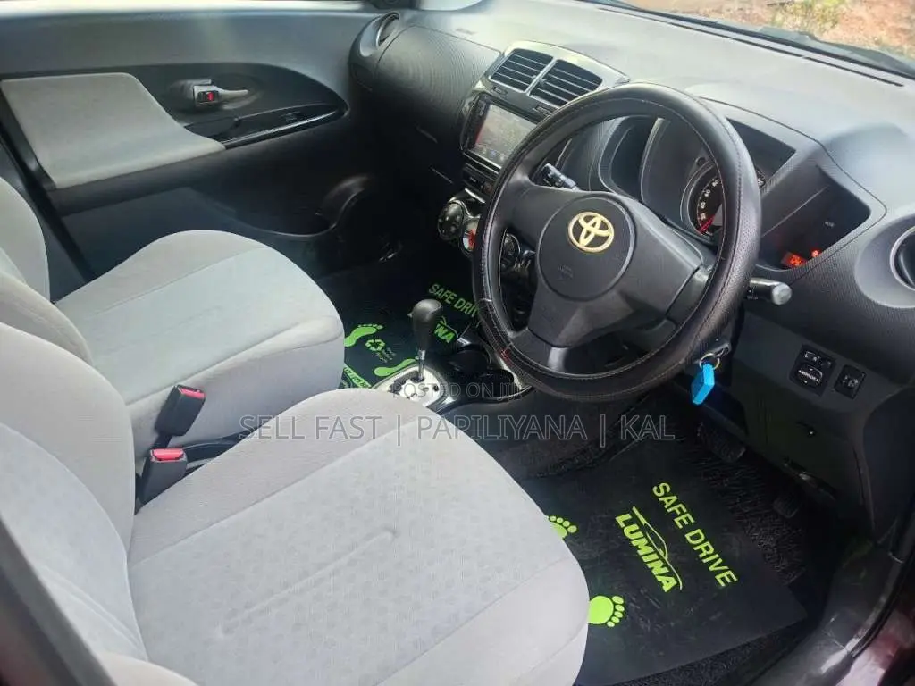 Toyota IST 2007 Car (Used)