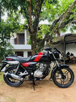 Bajaj V15 2016 Motorbike (Used)