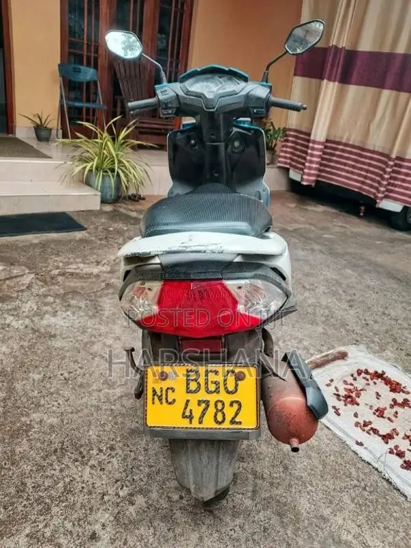 Honda Dio 2018 Motorbike (Used)