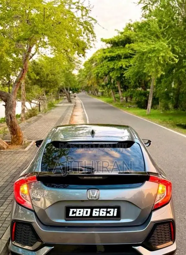 Honda Civic 2018 Car (Used)