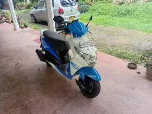 Honda Dio 2015 Motorbike (Used)