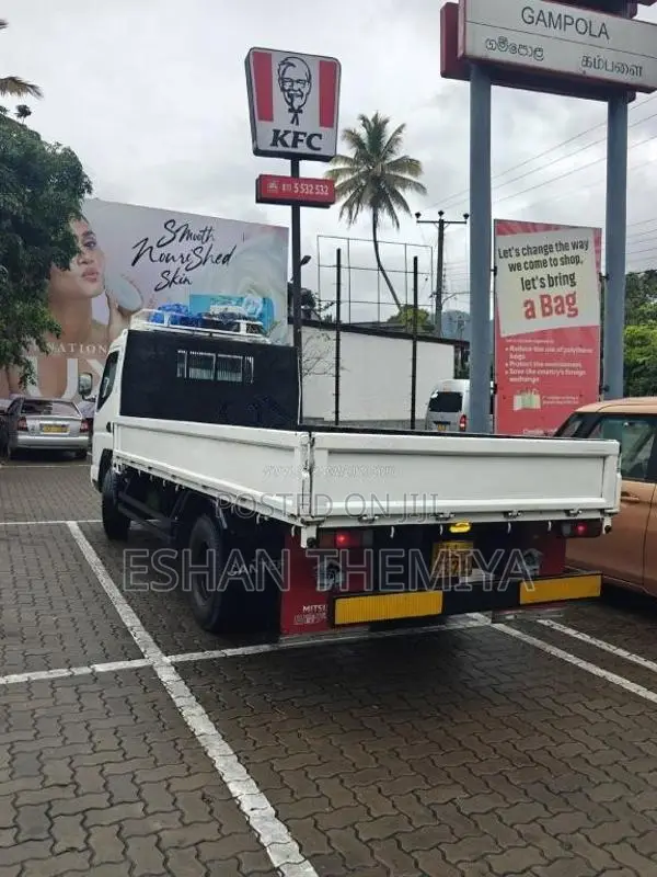 Mitsubishi Canter 2015 Lorry (Used)