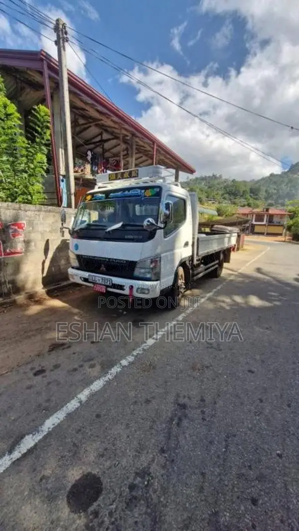 Mitsubishi Canter 2015 Lorry (Used)