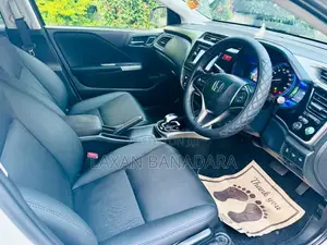 Honda Grace 2015 Car (Used)