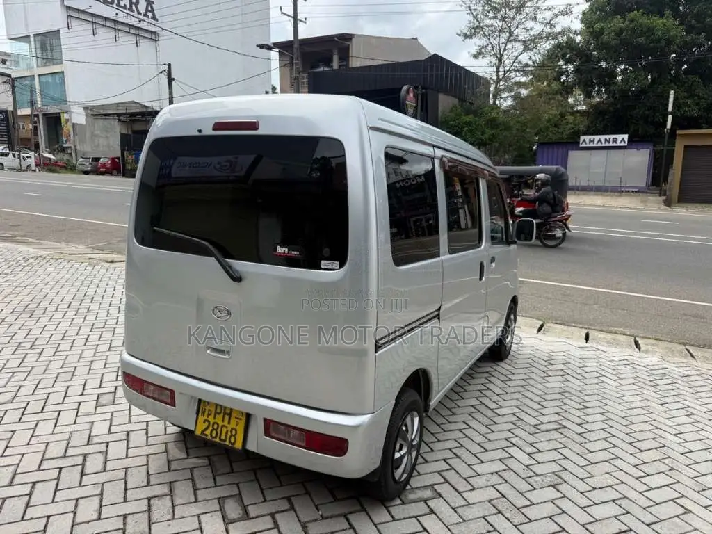Daihatsu Hijet 2017 Van (Used)