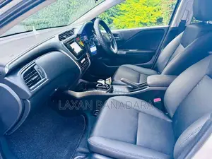 Honda Grace 2015 Car (Used)