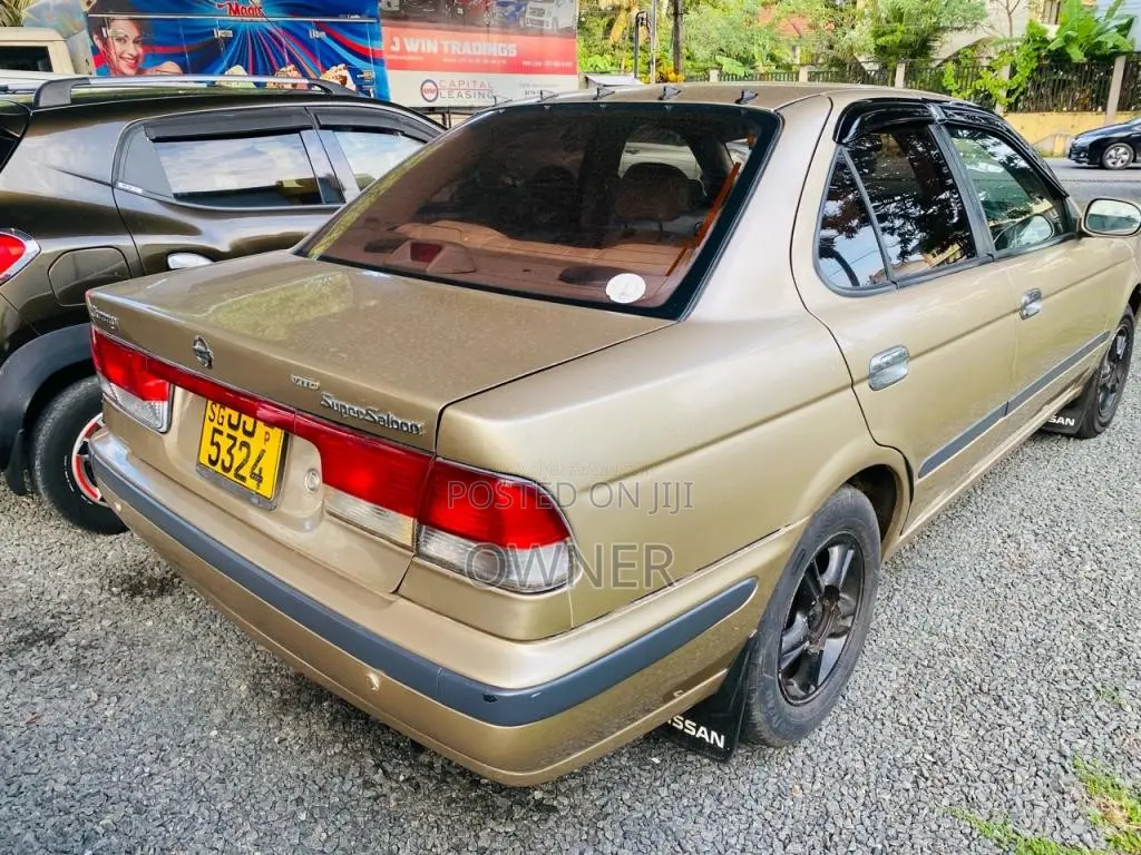 Nissan FB15 2001 Car (Used)