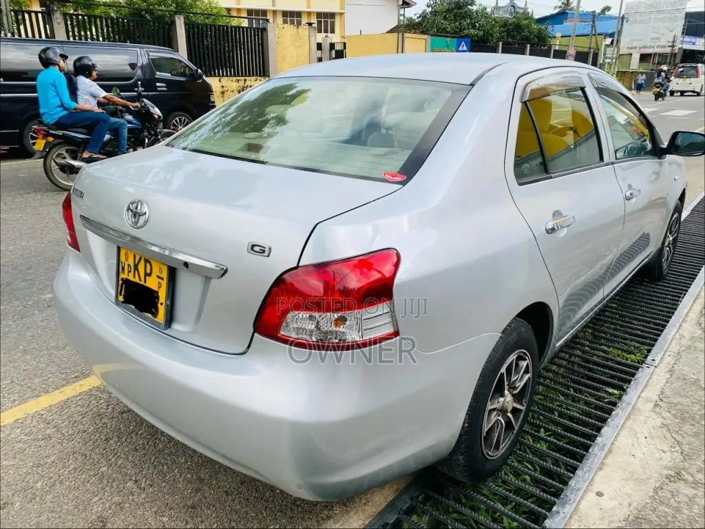 Toyota Belta 2007 Car (Used)