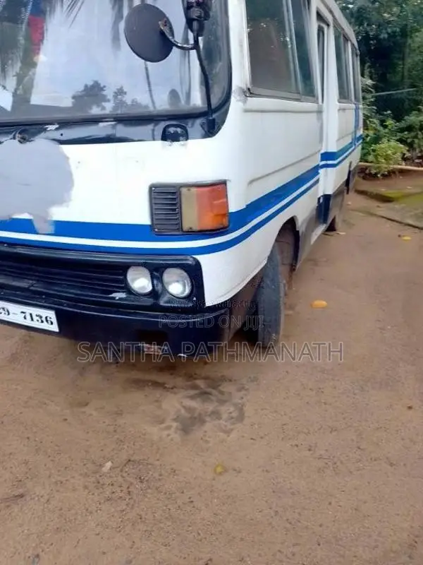 Mitsubishi Rosa 1984 Bus (Used)
