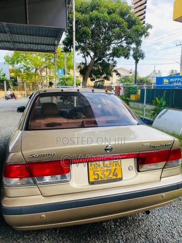 Nissan FB15 2001 Car (Used)