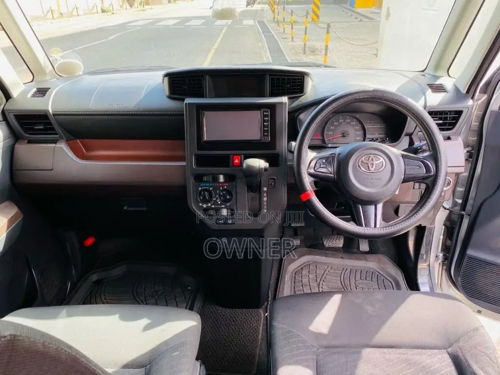 Toyota Roomy 2016 Car (Used)
