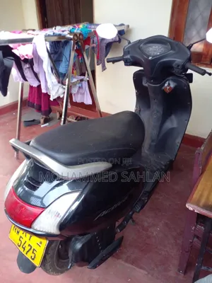 Honda 2012 Black