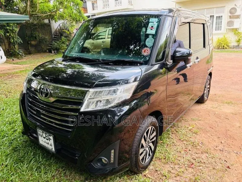 Toyota Roomy Custom G 2017