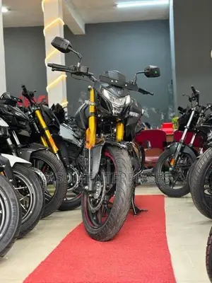 Hero Hunk 160R 4V 2026