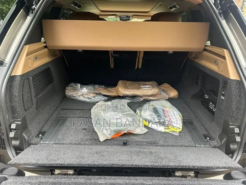 Land Rover Range COM PLUS Fully Spec 2025