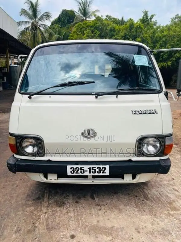 Toyota LH30 1981