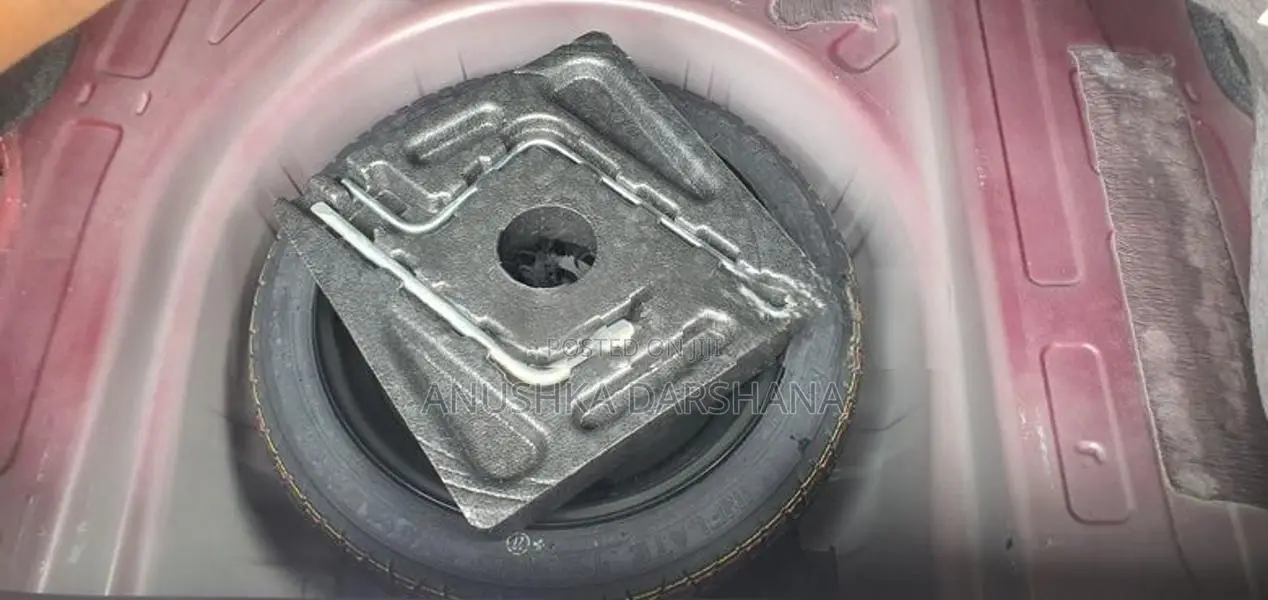 Toyota Premio 2019